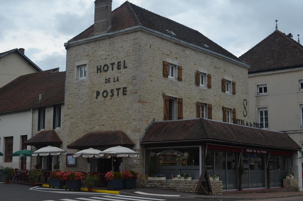 Hotel De La Poste Пуйи-ан-Оксоа Екстериор снимка